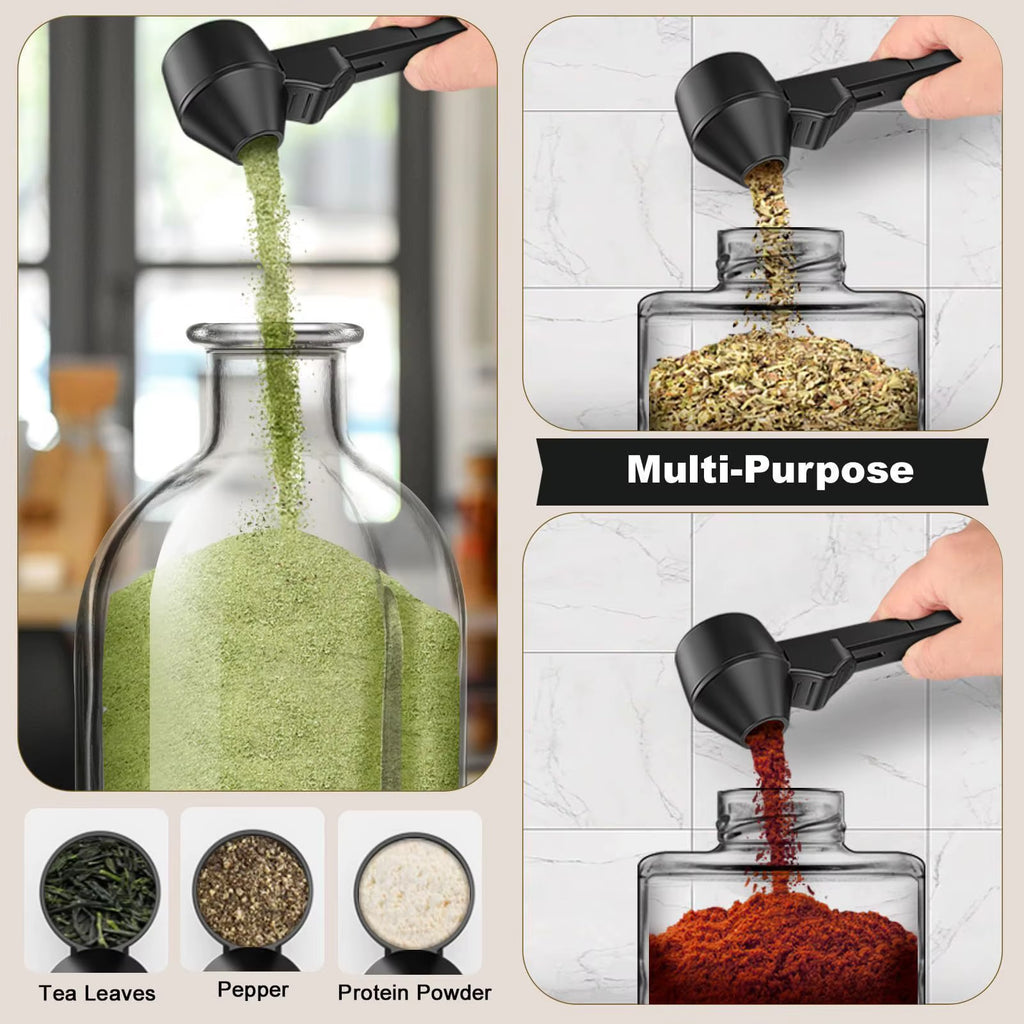 Coffee scoop with funnel